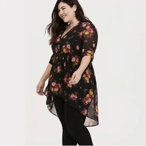 Torrid Black Floral Women's Tunic